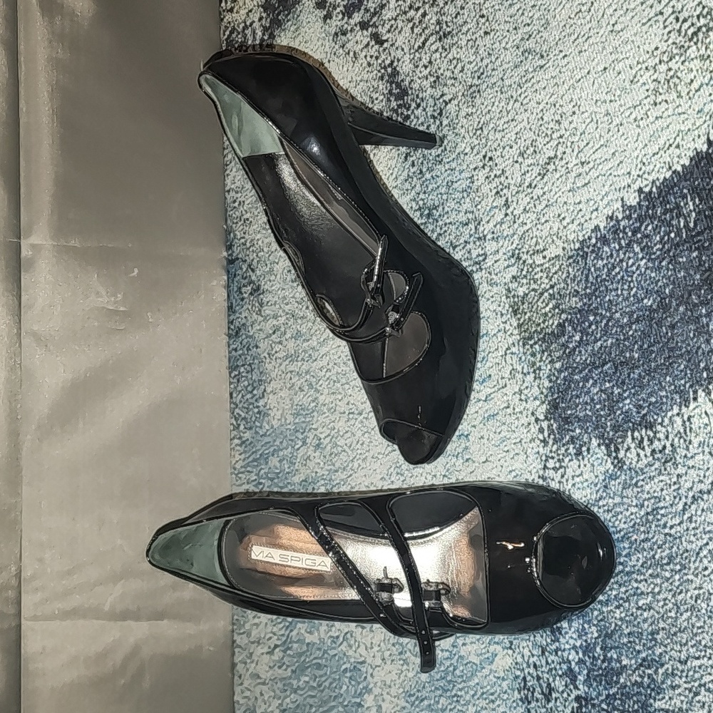 Via Spiga Black Patent Leather Heels - Size 10 / 10M